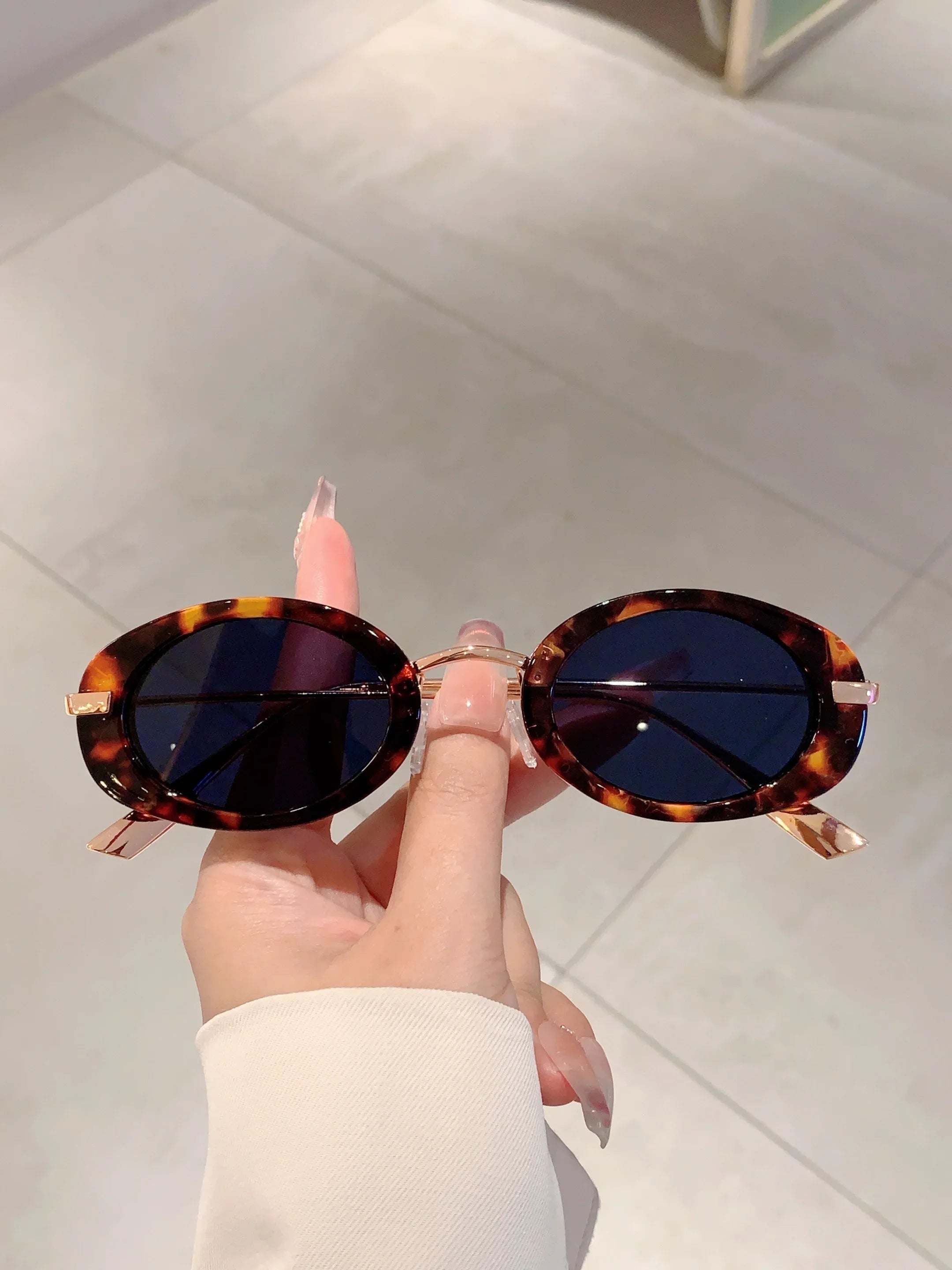 Shades RetroLux